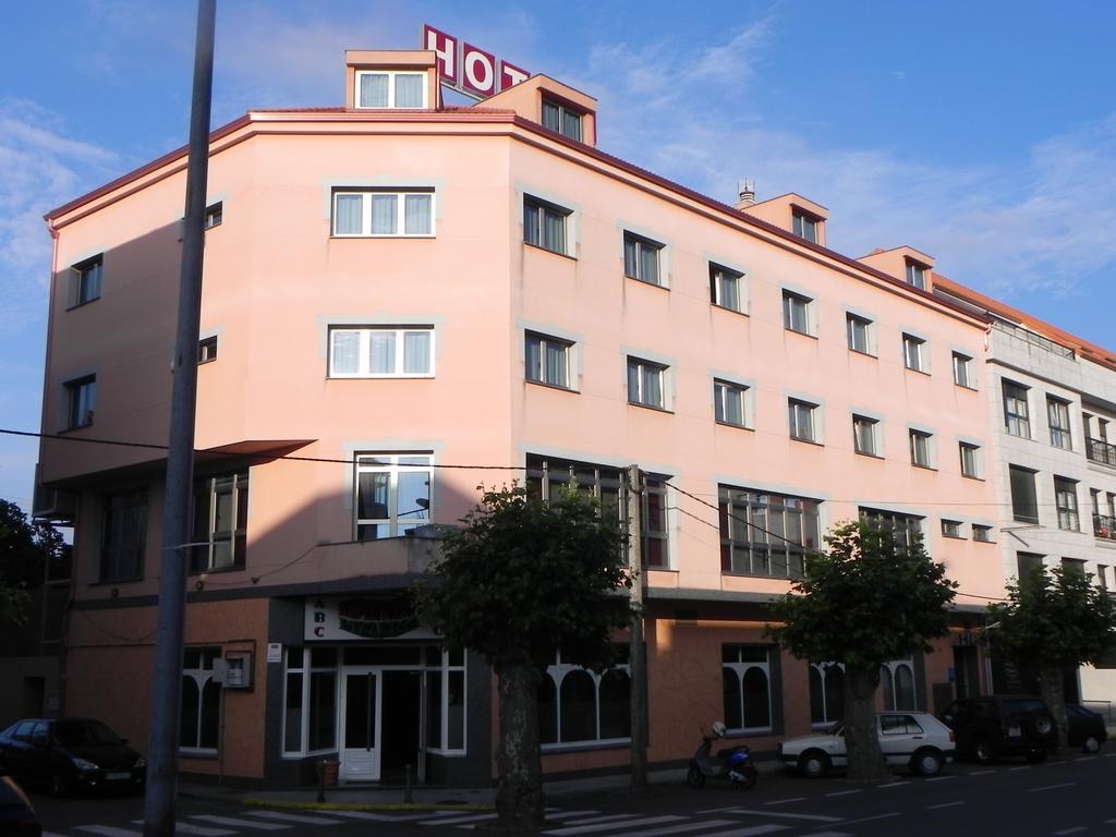 Hotel Restaurante Pizzeria Abc Laracha Exteriér fotografie